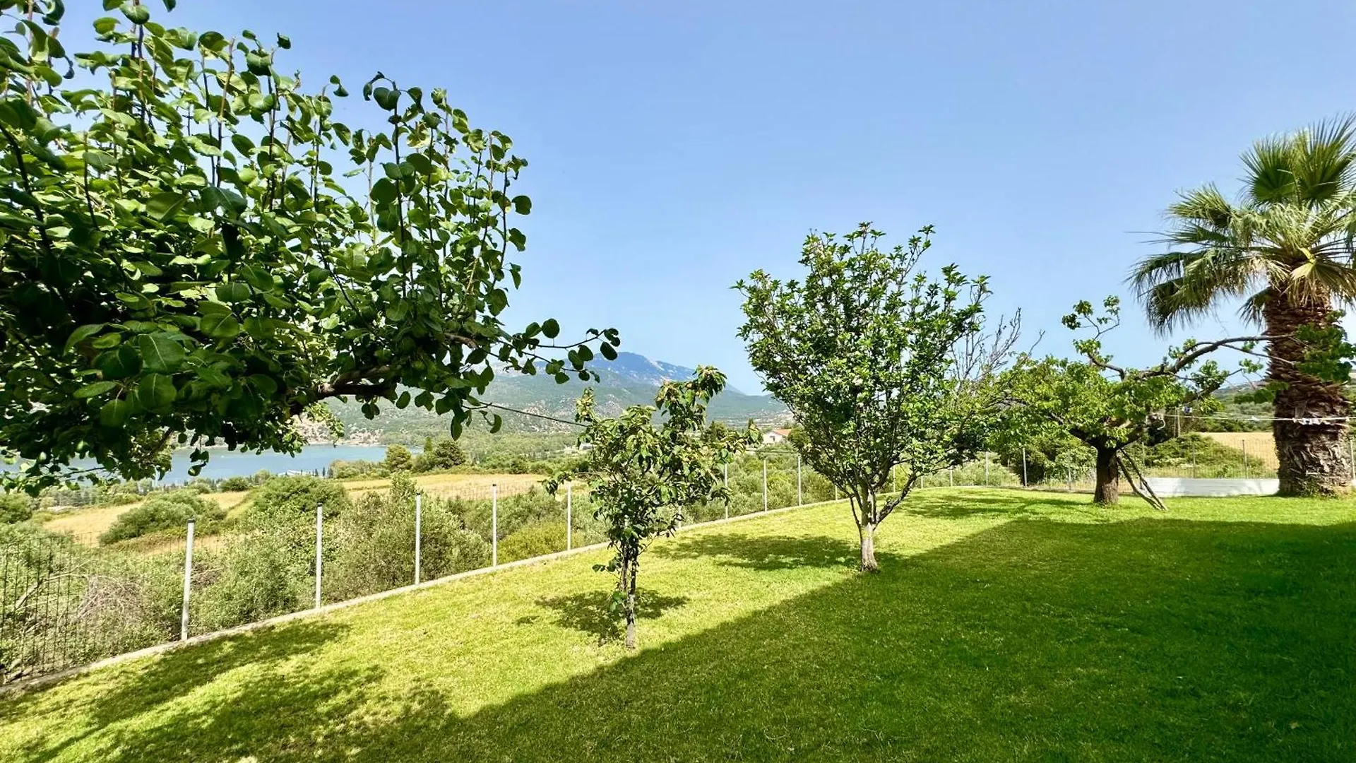 Apartment Villa Serenity Spilia Garden Floor Argostoli  Greece